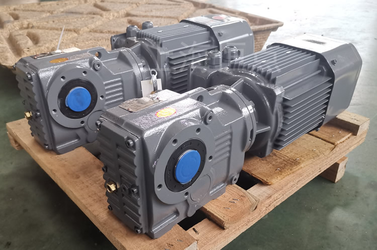 KA37系列減速機通孔輸出，配電機實物圖