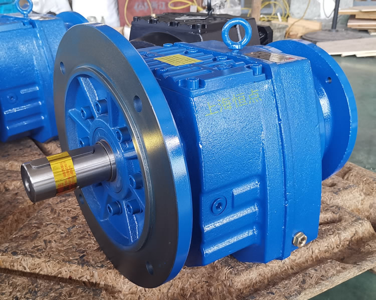 RF87減速機，輸入配法蘭B5端蓋，立式法蘭輸出，實物照片