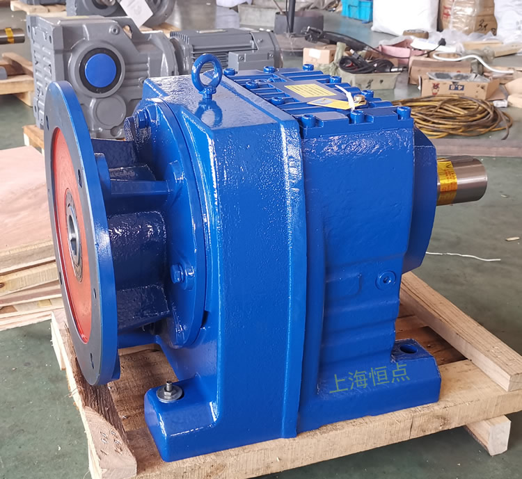 R97減速機 輸入配法蘭端蓋 卧式安裝 實物圖