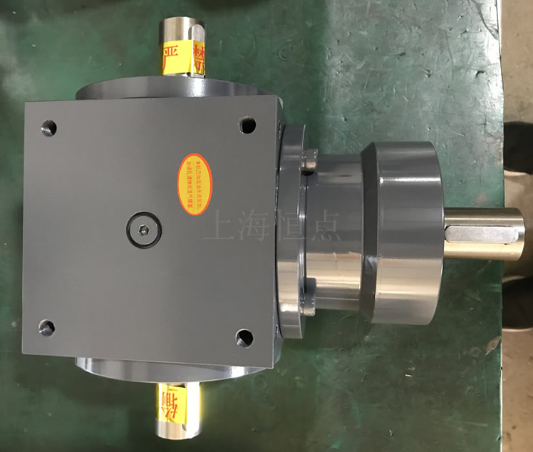 HD14換向器 軸入軸出 HD14-1：1-E實物圖